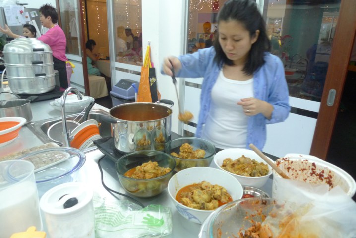 Cooking at Nyonyanite Fun Bee Park